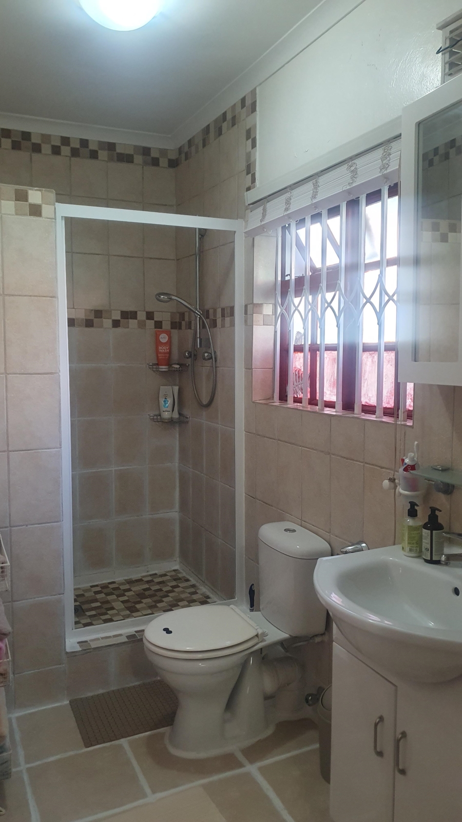 To Let 1 Bedroom Property for Rent in Onrus Western Cape